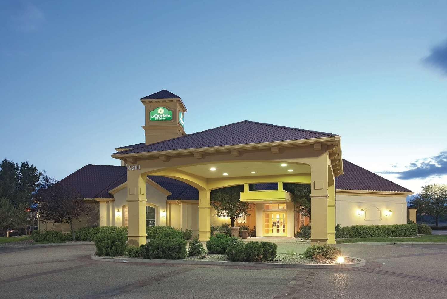 La Quinta Inn & Suites by Wyndham Pueblo-官方