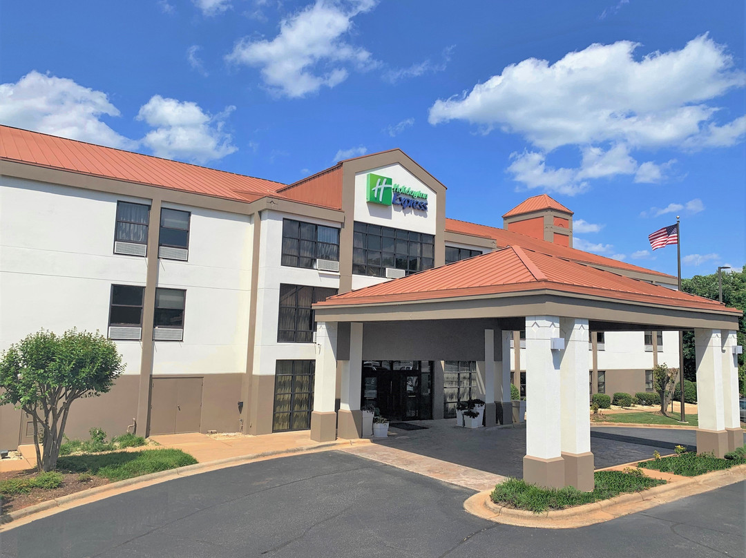 Holiday Inn Express Hillsborough (durham Area) By IHG主图