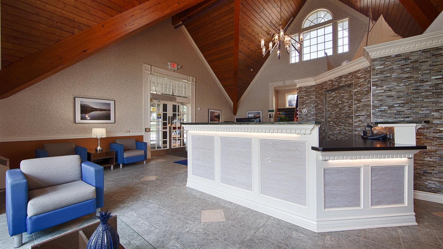 Best Western Plus Plattsburgh-官方