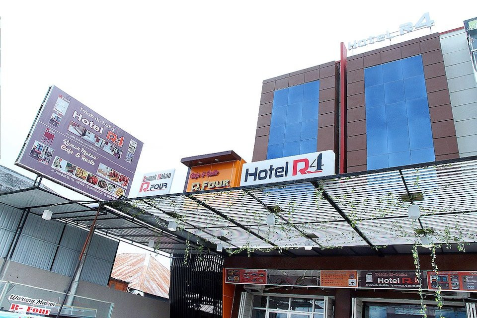 OYO 861 R Four Hotel