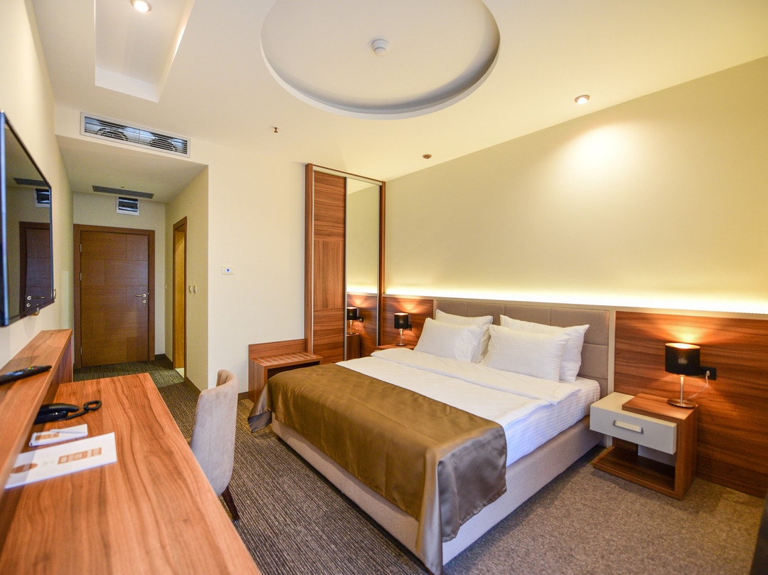 Hotel Lazaro