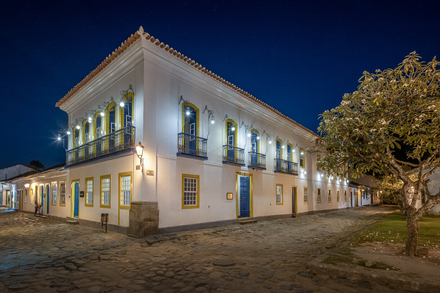 Sandi Hotel-官方