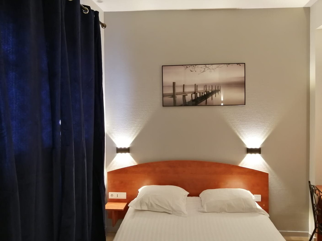 Hotel Des Lices - Angers