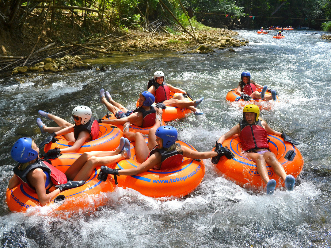 River Rapids Jamaica景点图片