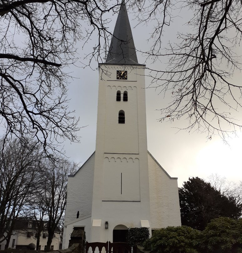 De Heilooer Witte Kerk景点图片