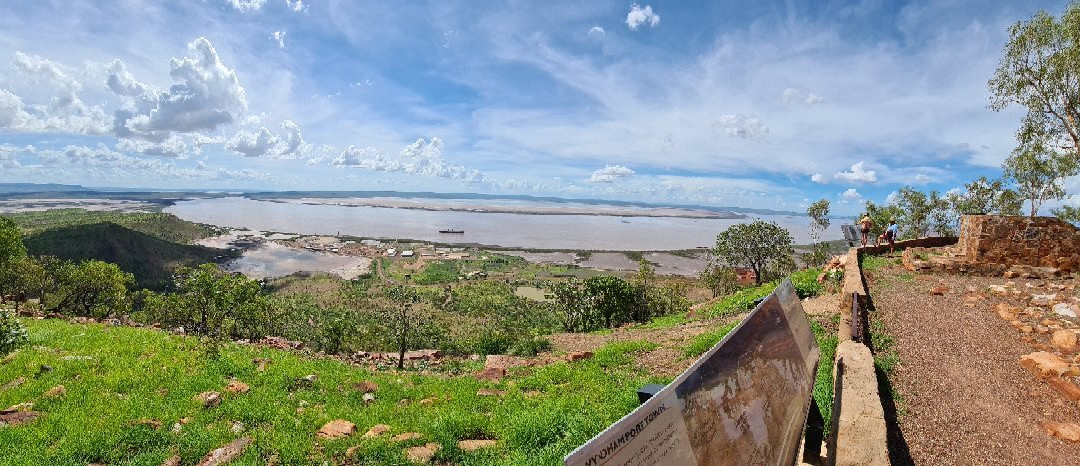 Five Rivers Lookout景点图片