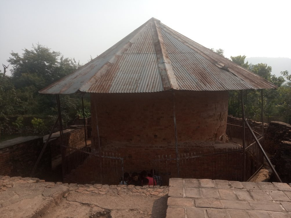 Maniyar Math-王舍城必去景点