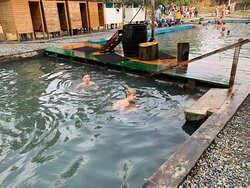Hydrogen Sulphide Spring-Kyndyg必去景点