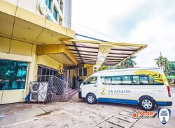 La Falaise Bonapriso主图