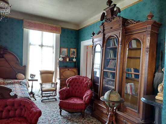 Mackay Mansion-弗吉尼亚市必去景点