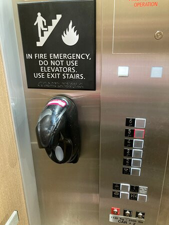 Hampton Inn & Suites Raleigh Midtown主图