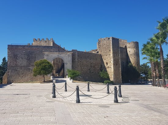 Castle of Malconsiglio-Miglionico必去景点