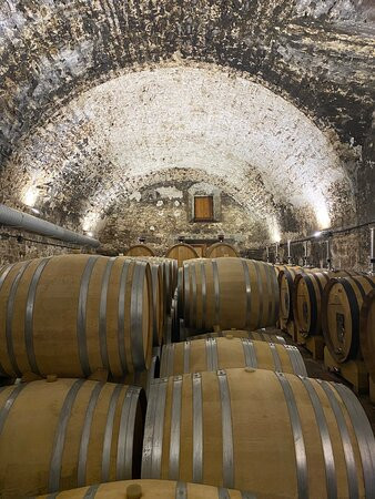 Cellers de Scala Dei-Escaladei必去景点