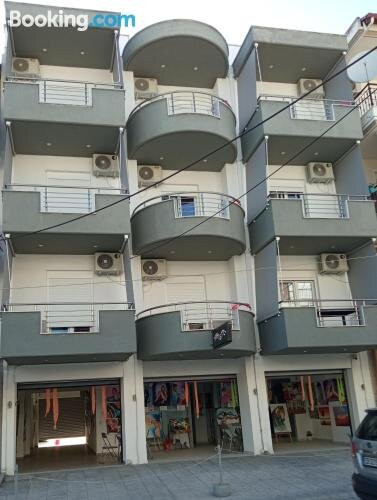 Artistic Rent Rooms & Apartments