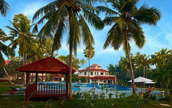 Poovar酒店住宿-Estuary Sarovar Portico