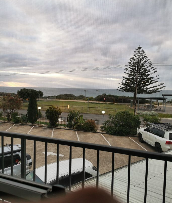 Coast Motel and Apartments主图