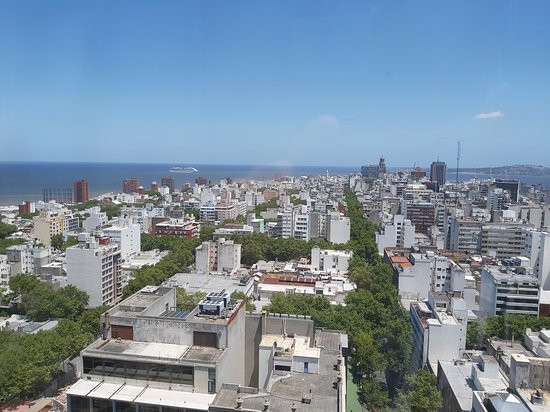 Mirador Panoramico de Montevideo景点图片