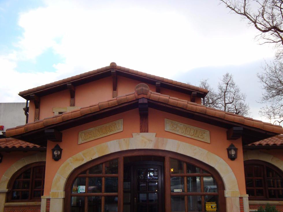 Liendo餐馆和美食-Restaurante El Roble