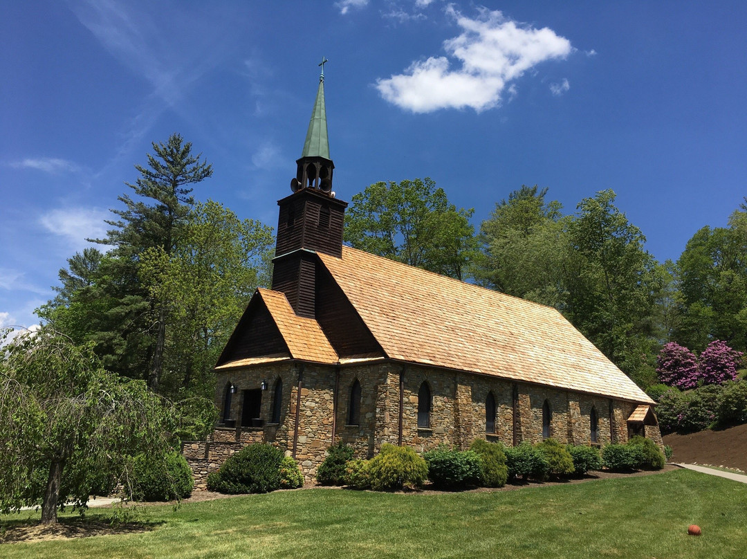 Jonas Ridge旅游景点-E.H. Sloop Chapel