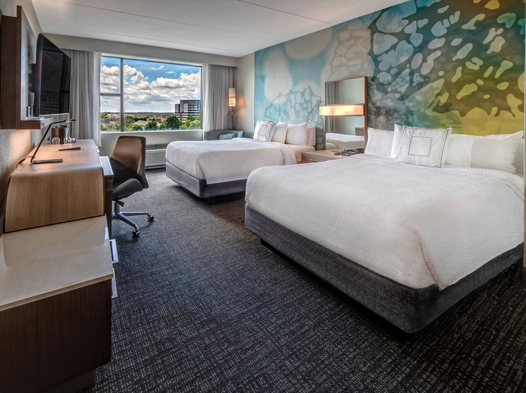 亨登杜勒斯机场喜来登酒店