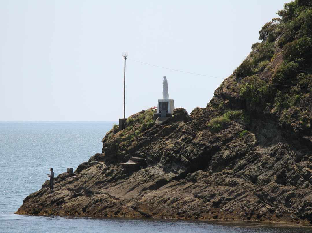 Maria Statue Over the Ocean景点图片