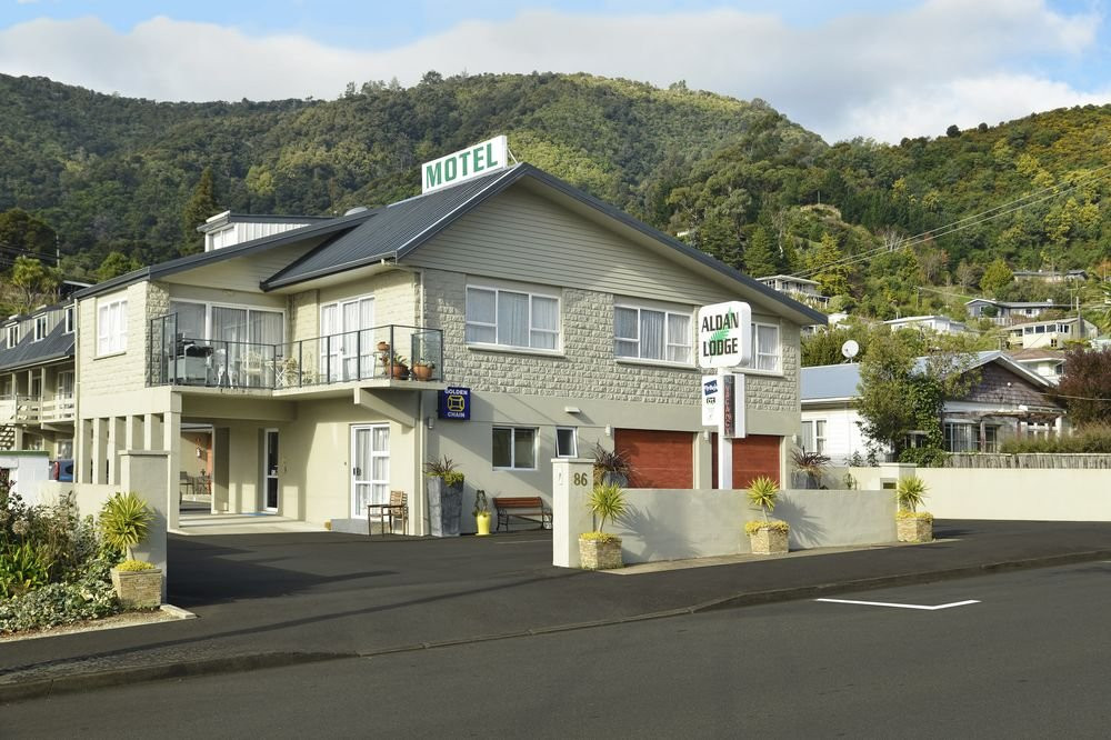 皮克顿酒店住宿-阿尔丹旅馆汽车旅馆