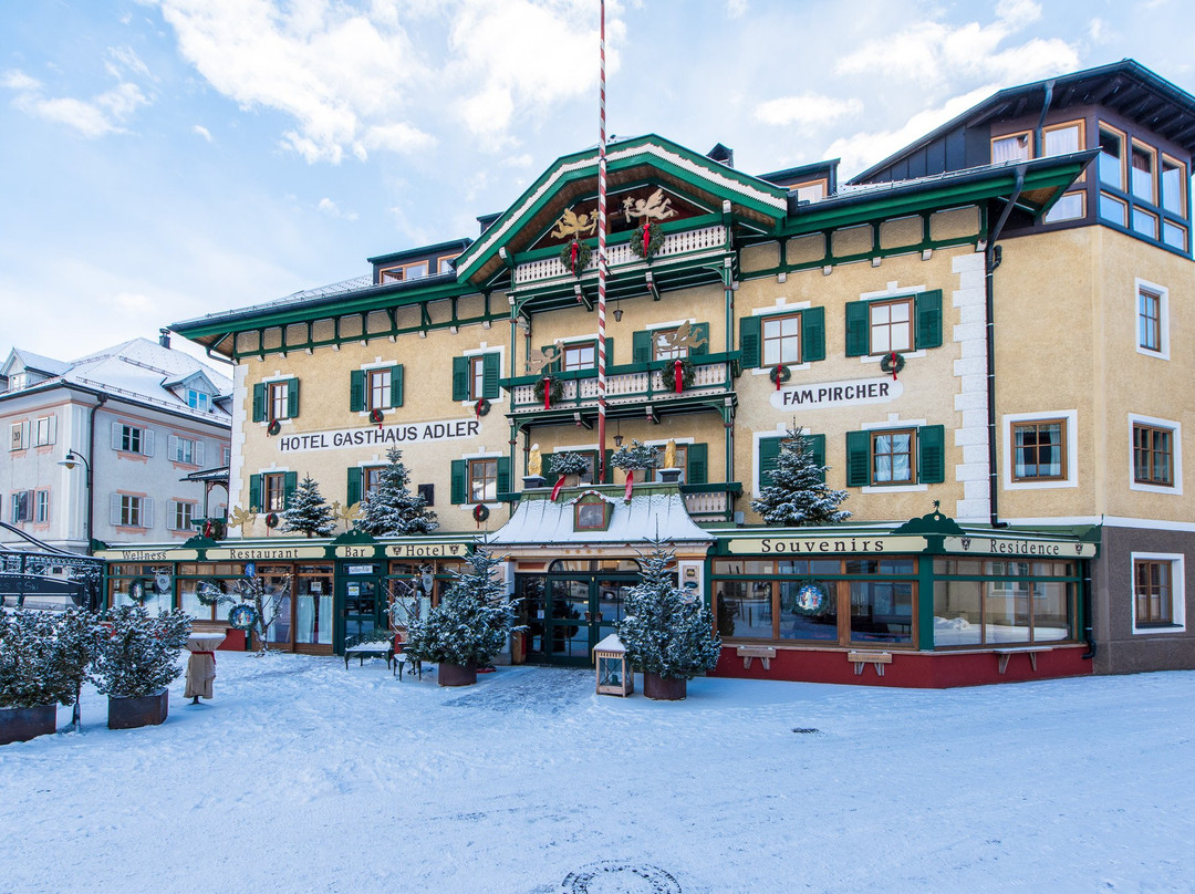 阿德勒酒店主图