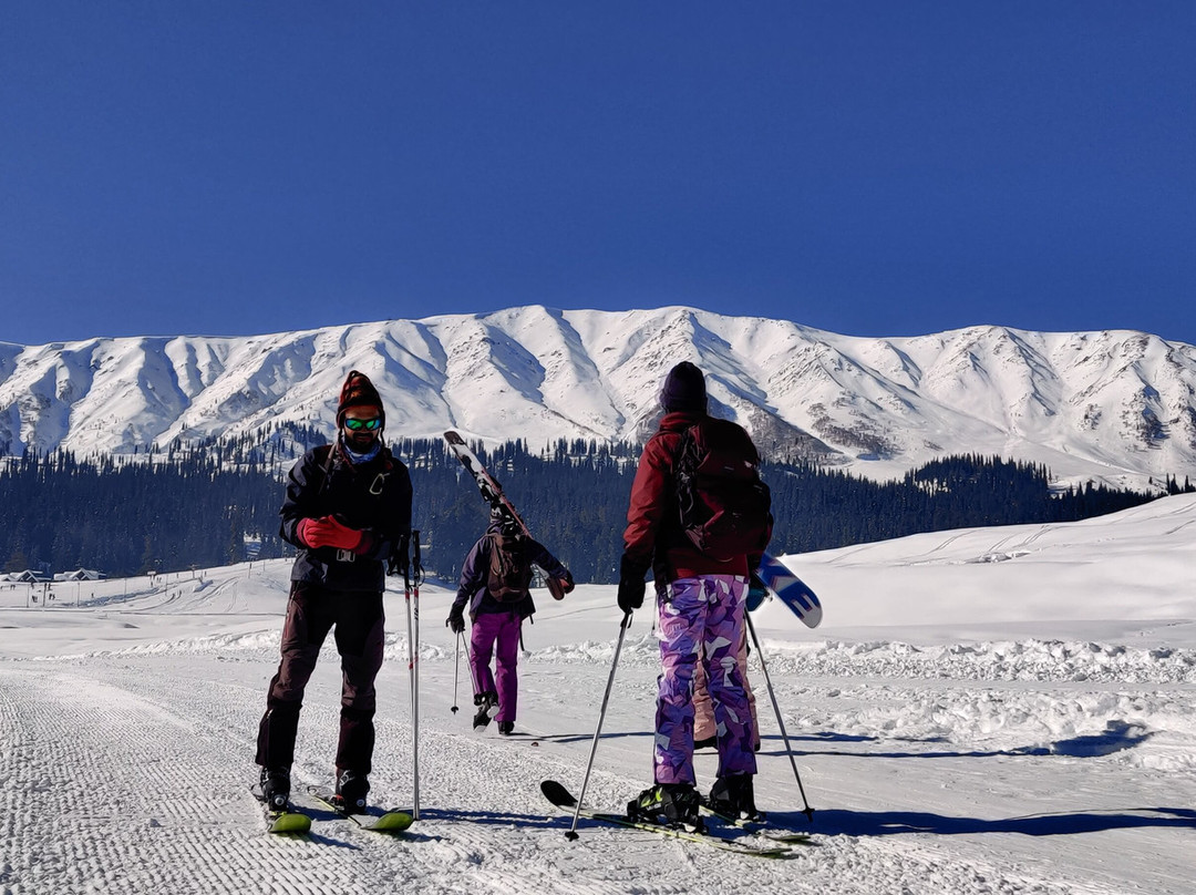 Gulmarg SnowKings-贡马必去景点
