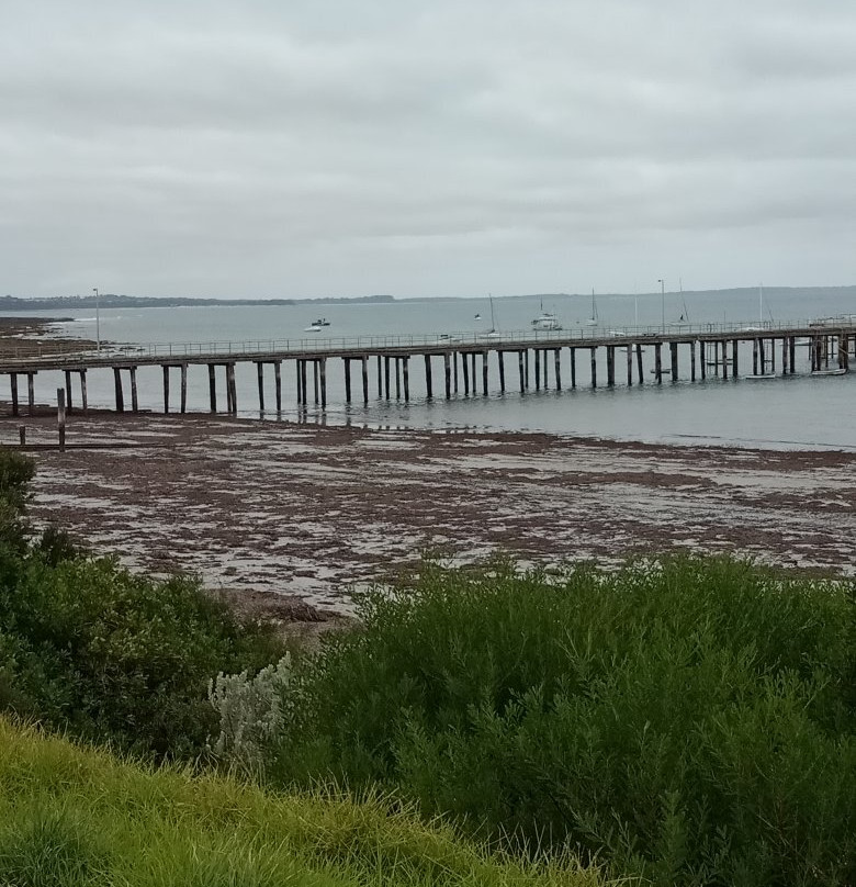 Flinders pier景点图片