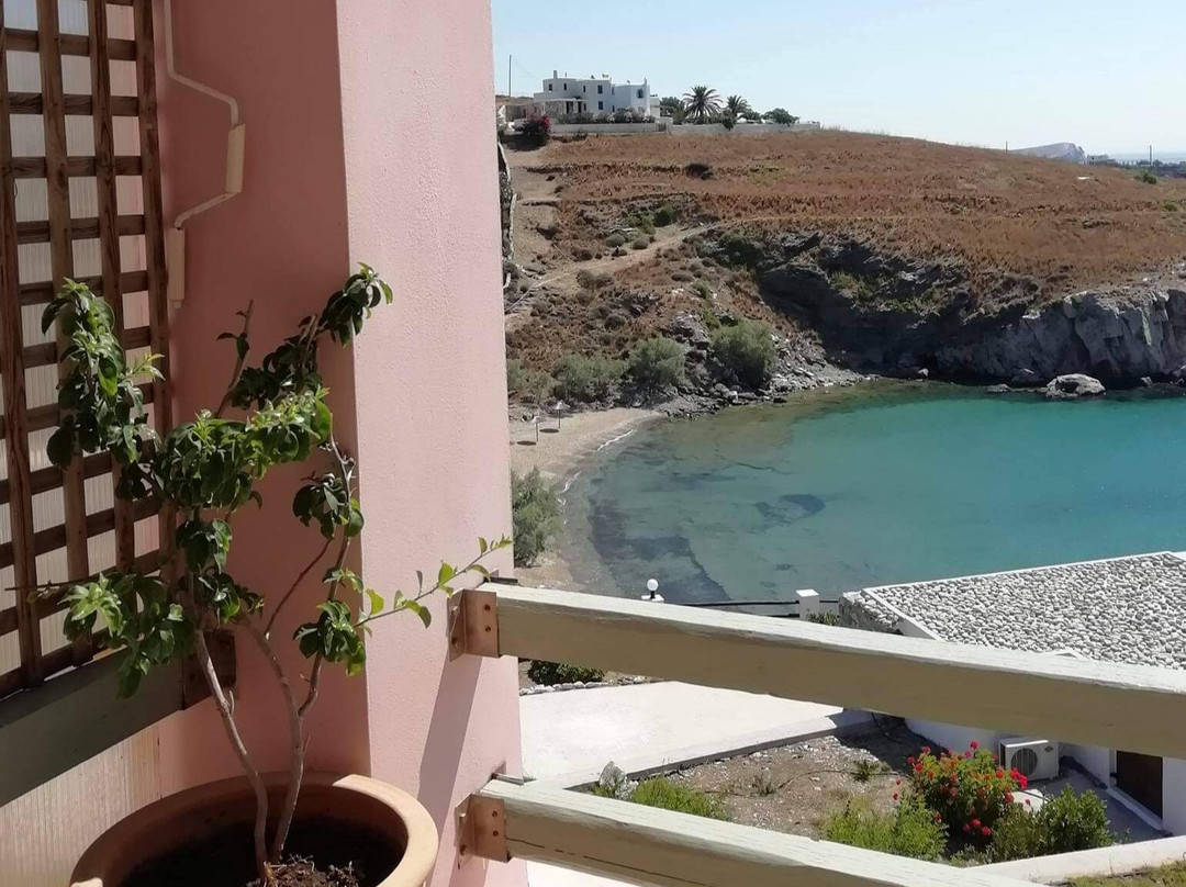 Elefthia Syros主图