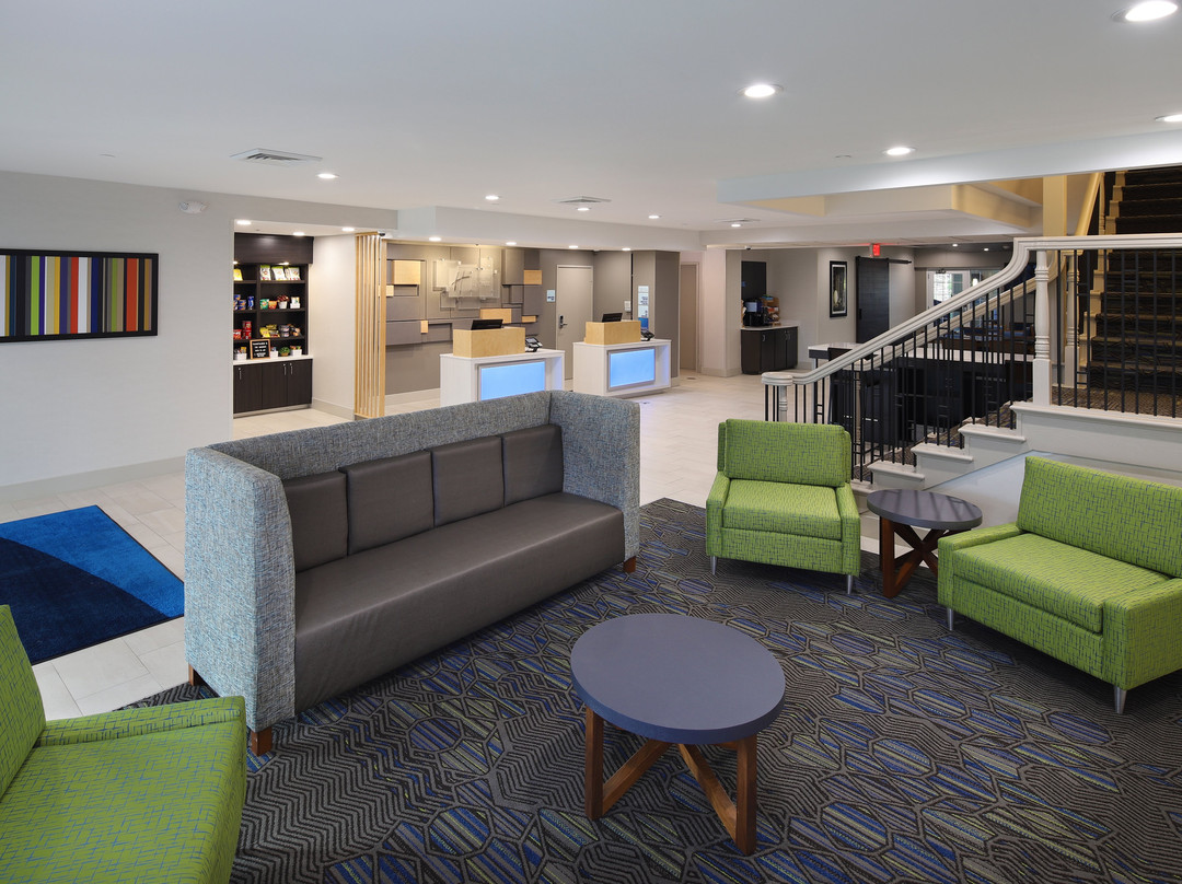 Holiday Inn Express Grand Rapids Sw By IHG主图