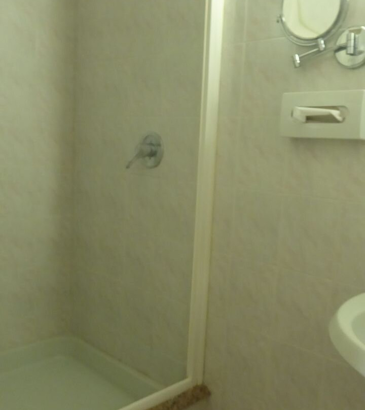 Hotel Button主图