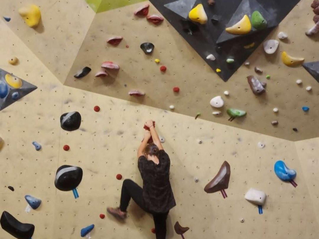 Cliffside Climbing Gym-坎卢普斯必去景点