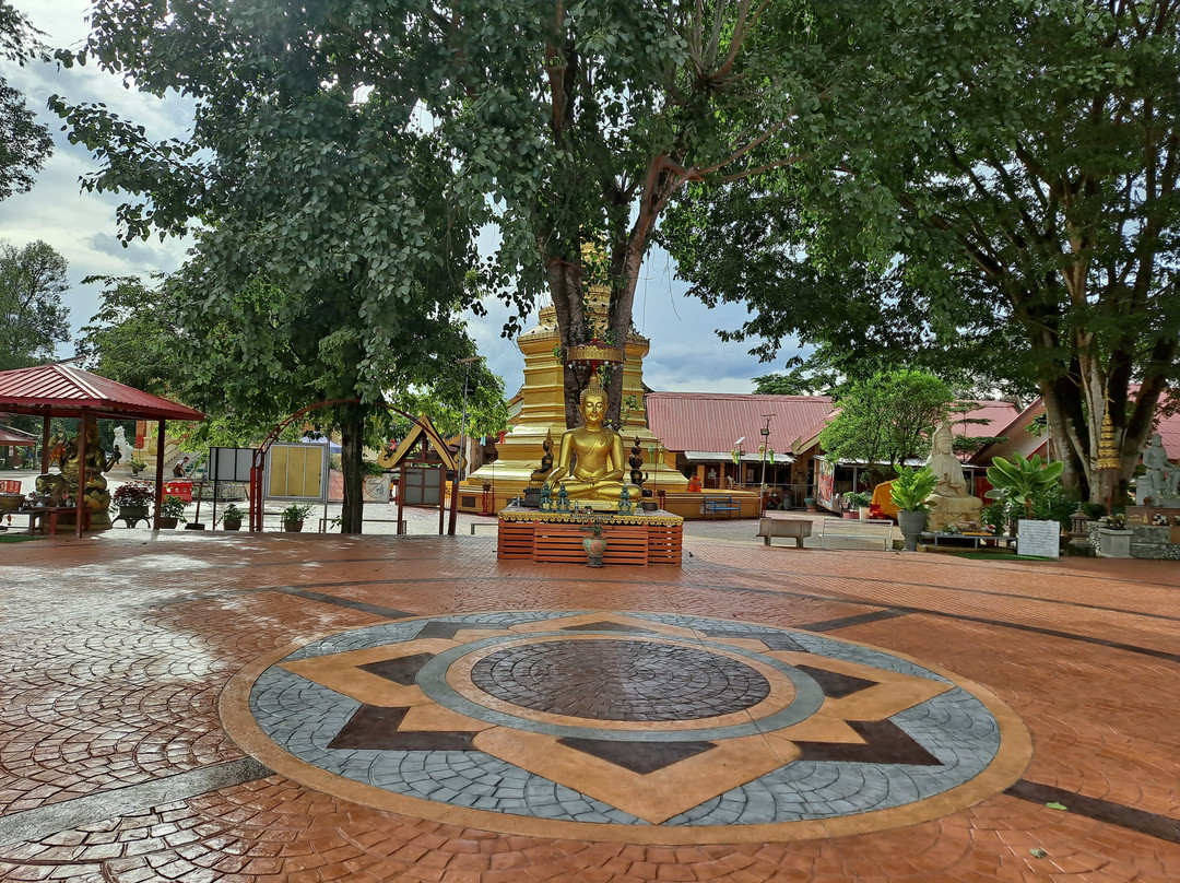 Wat Phra That Chom Thong-清莱必去景点
