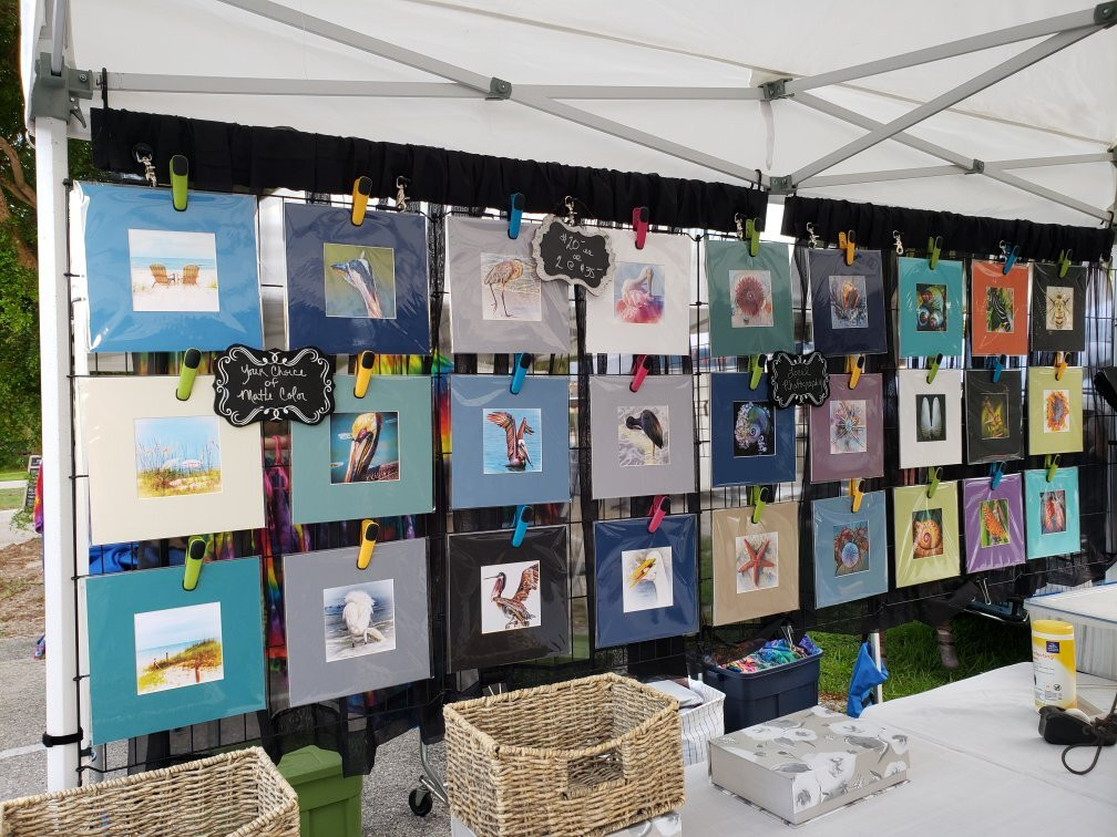 Santini Farmers Market-迈尔斯堡海滩必去景点