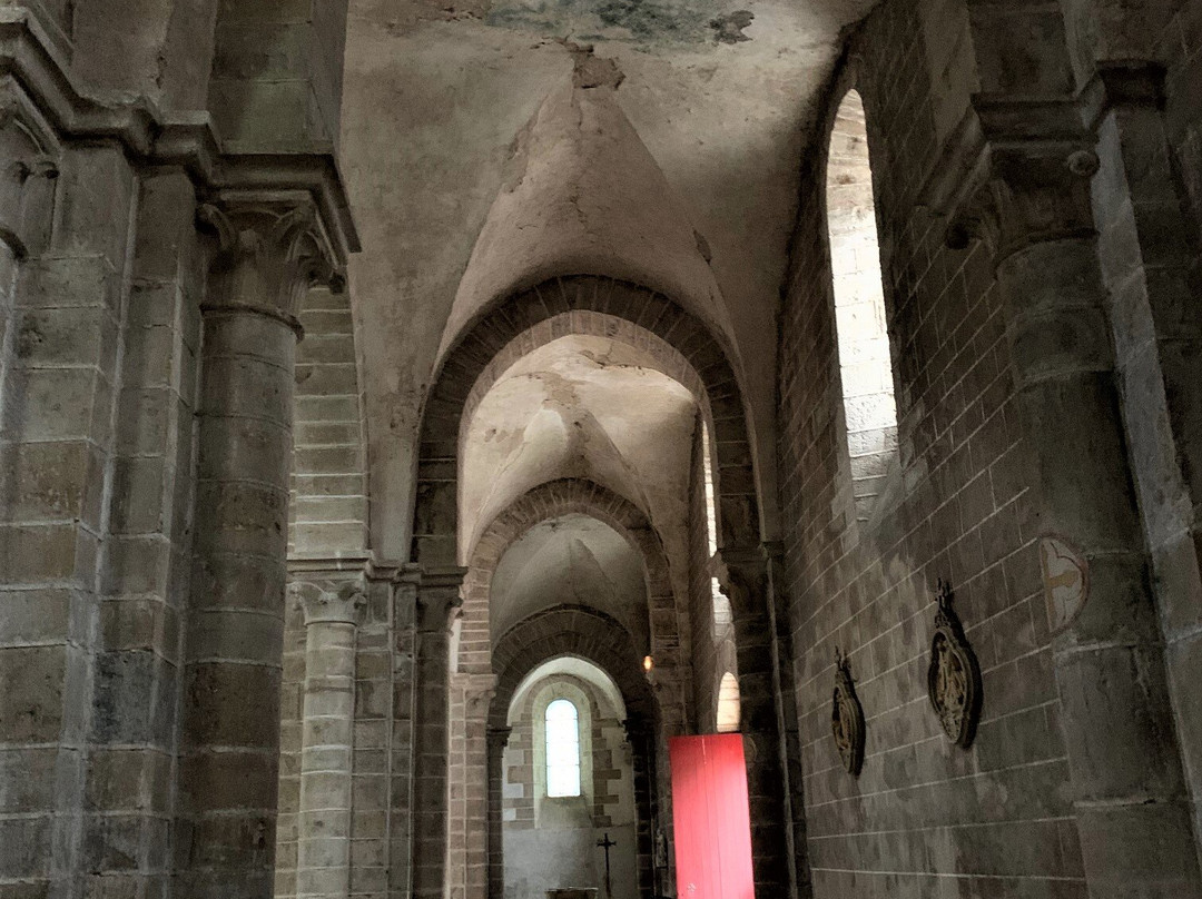 Église Notre-dame-de-la-nativité-Pontaubert必去景点