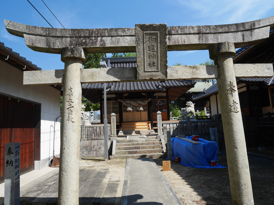 Matsuo Shrine景点图片