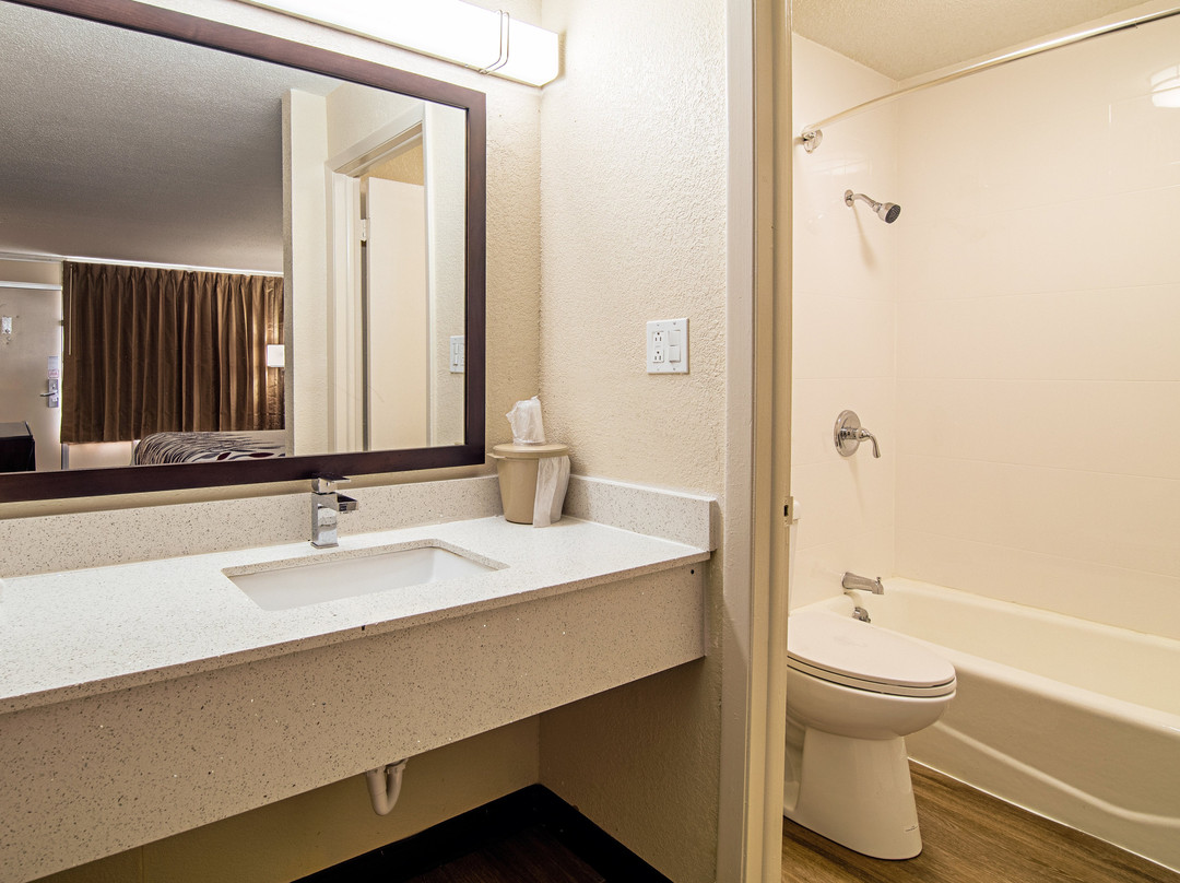 Red Roof Inn Columbia, SC Airport主图