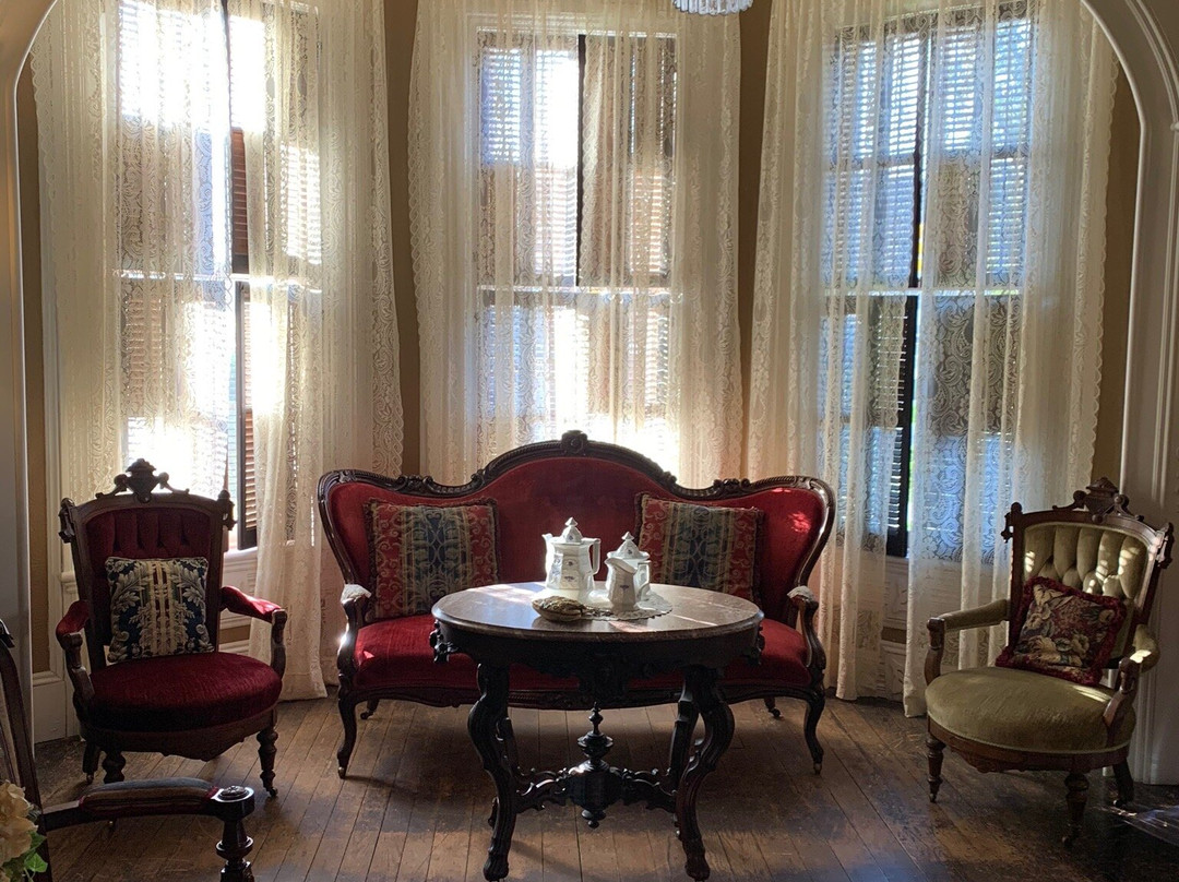 Mansion on Main Bed & Breakfast主图