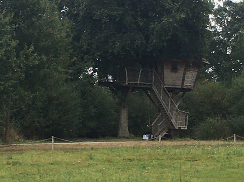 Pommerieux旅游攻略图片