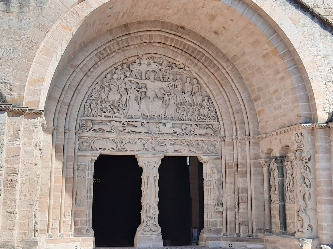 Abbatiale Saint-Pierre景点图片