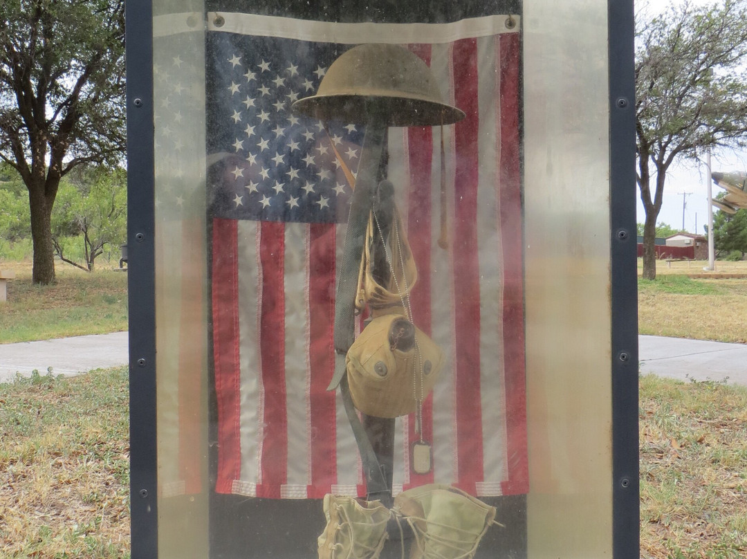 The Big Spring Vietnam Memorial景点图片