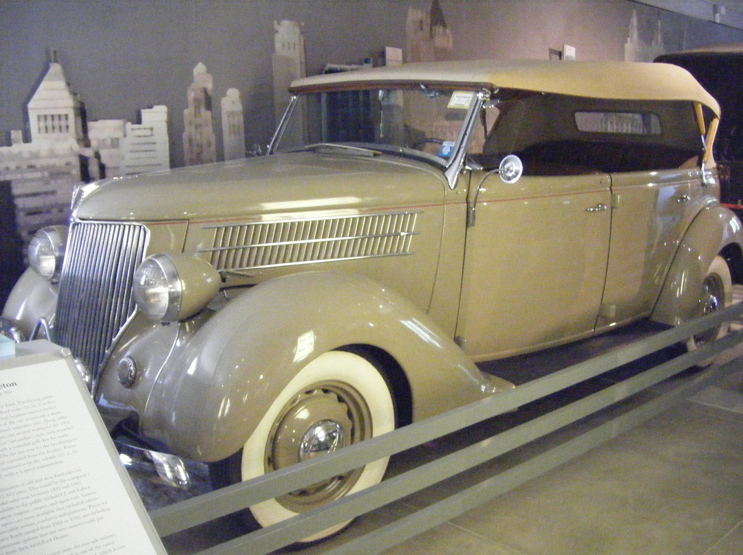 Saratoga Automobile Museum景点图片