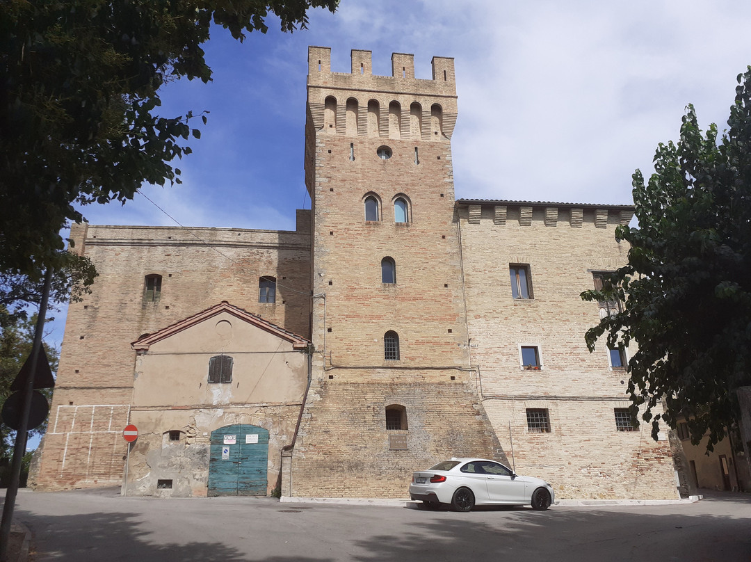 Castello del Cassero-Camerata Picena必去景点