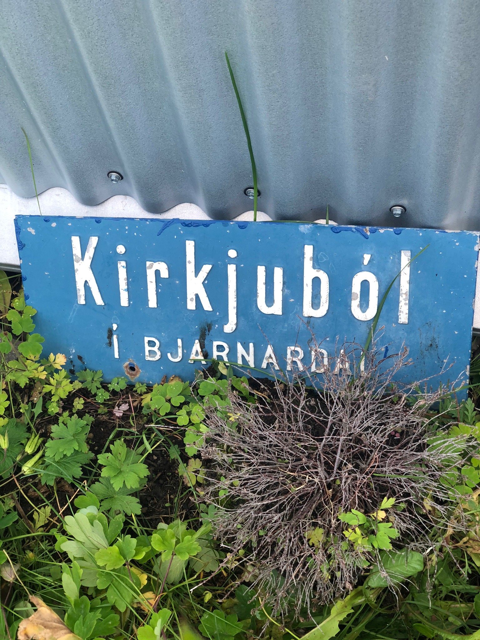 Kirkjubol in Bjarnardal-官方