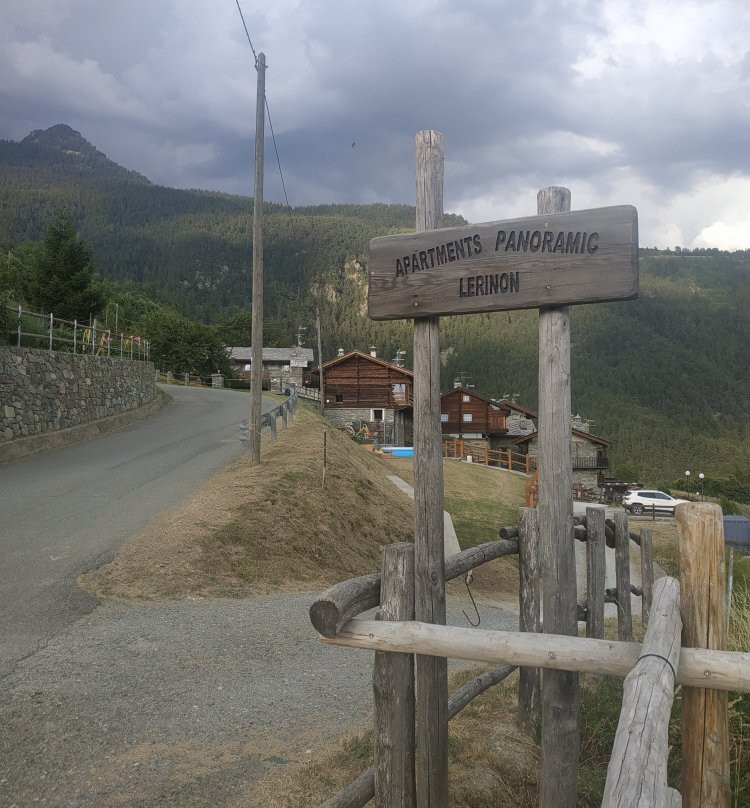 勒瑞农全景公寓