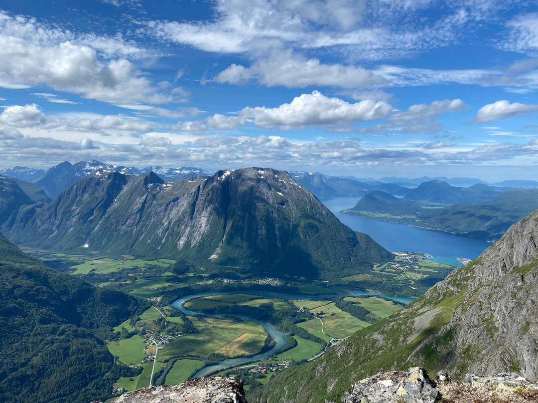 Andalsnes Tourist Information-安道尔尼斯必去景点