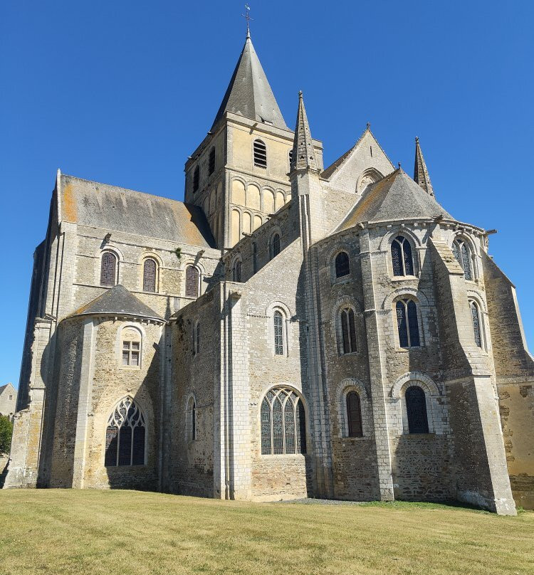 Abbey de Cerisy景点图片