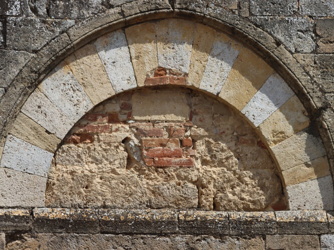 Abbazia dei Santi Salvatore e Cirino景点图片