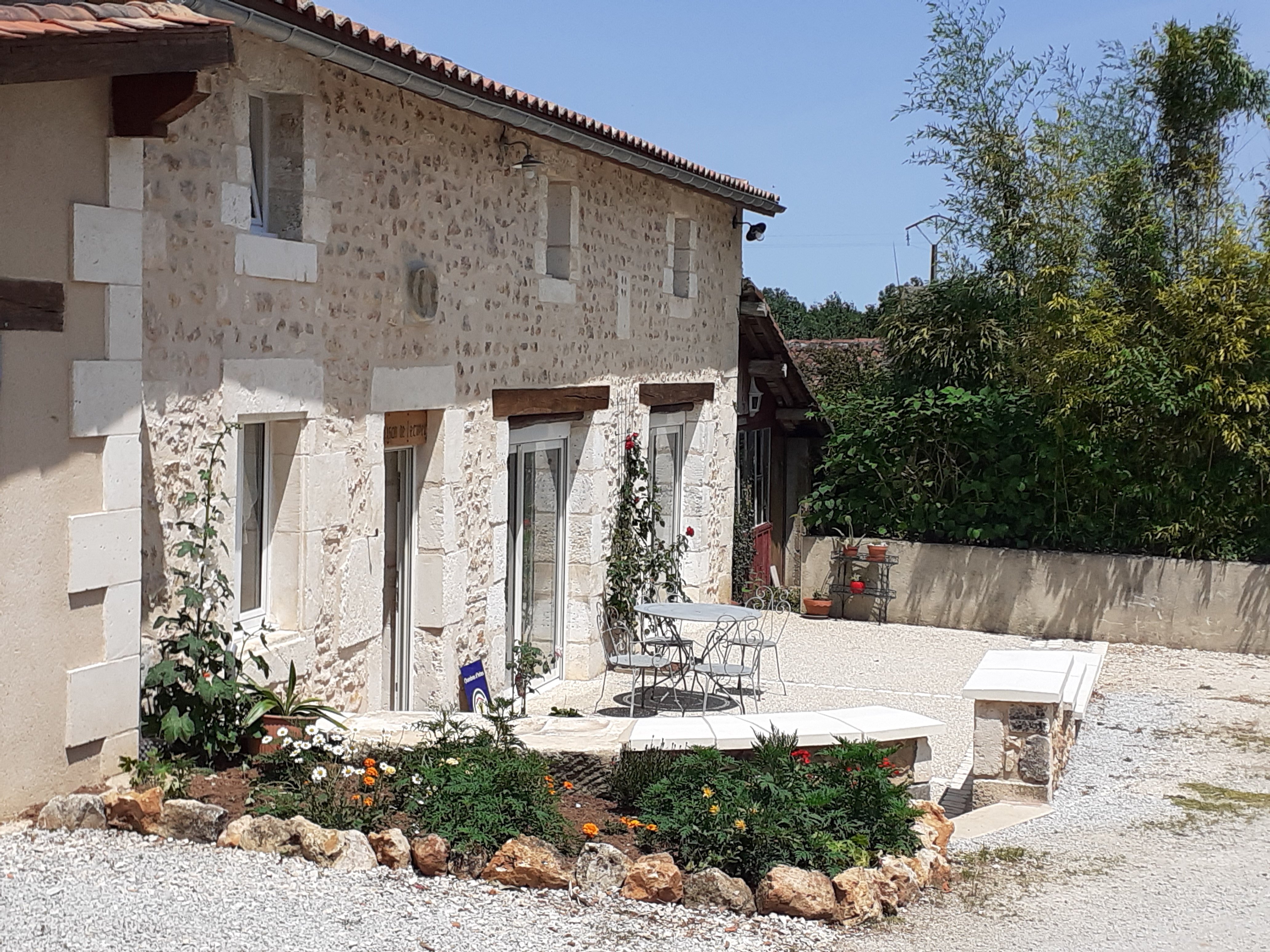 Le Domaine Du Pompinaud-官方